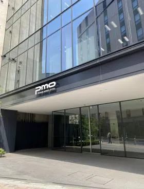 PMO芝大門ビルの外観