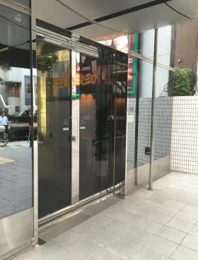 真井ビルの外観