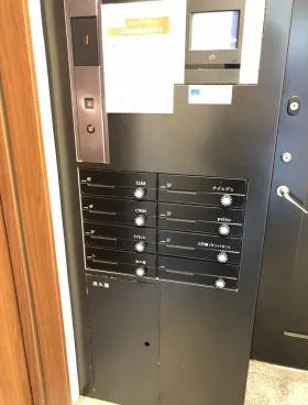 シルバーストンビルの外観