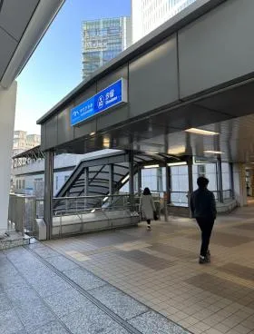 汐留メディアタワービルの外観