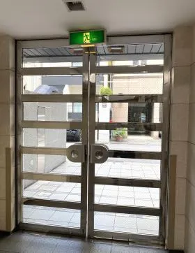 コージュビルの外観
