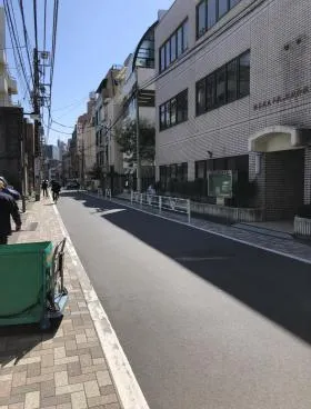 千駄ヶ谷尾澤ビルの外観