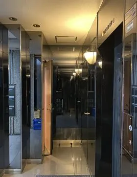 AXISビルの外観