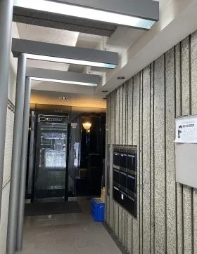 AXISビルの外観