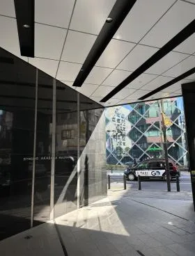 ストロング赤坂ビルの外観