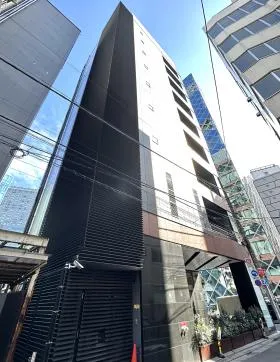 ストロング赤坂ビルの外観