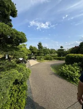 クロスエアタワーの外観