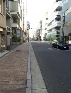 上野TSビルの外観