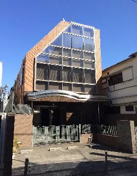 グランデスト大京町の外観