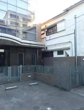 グランデスト大京町の外観