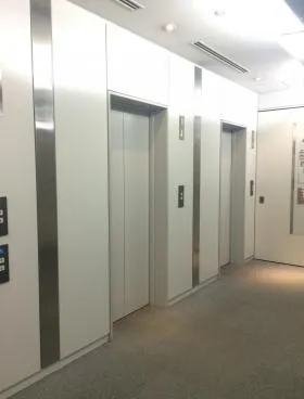 京橋TDビルの外観