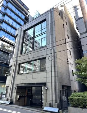 柿原林業ビルの外観