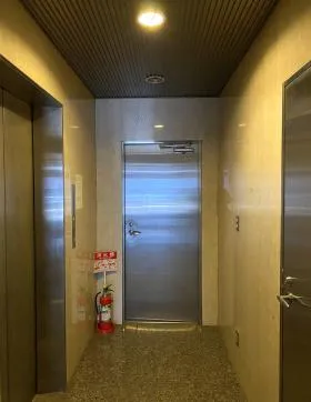 しんまつビルの外観