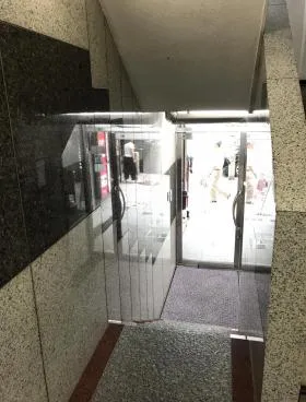高葉屋ビルの外観