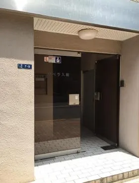 リベラ入船の外観