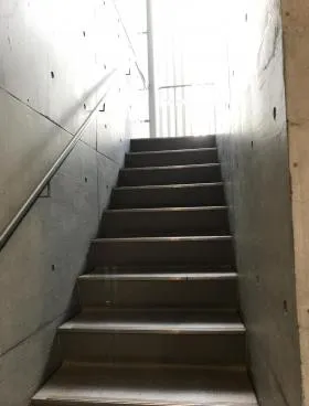 代官山フロントビルの外観