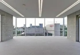 代官山フロントビルの外観