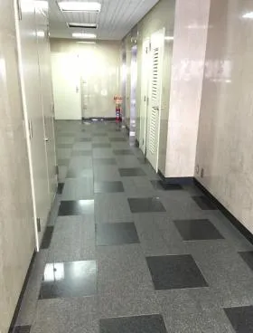 白宝ビルの外観