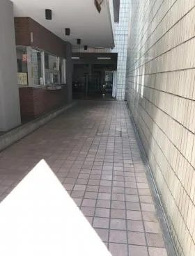 TDビルの外観