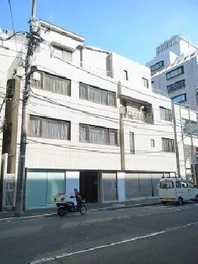 金子ビルの外観