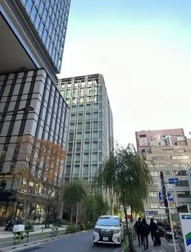 八重洲共同ビルの外観