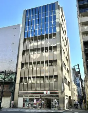 茂商ビルの外観