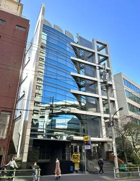 麻布十番日新ビルの外観