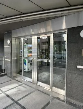 麻布十番日新ビルの外観