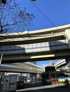 麻布十番日新ビルの外観