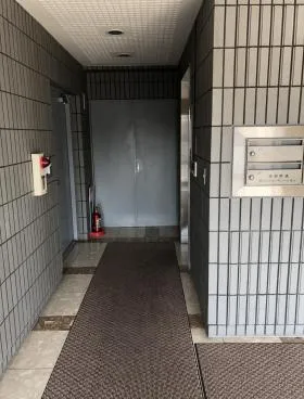 南青山273ビルの外観