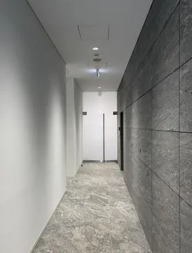 メルクロスビルの外観