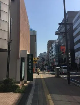 TS-5(NQ)ビルの外観