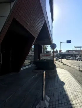 東通ビルの外観
