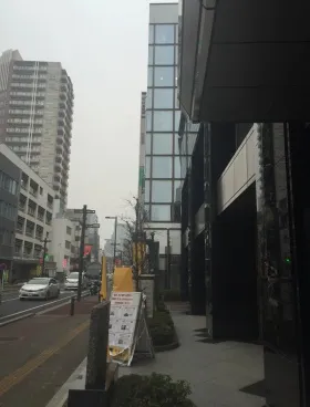 松亀センタービルの外観