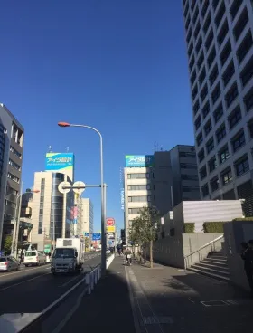 OSビルの外観