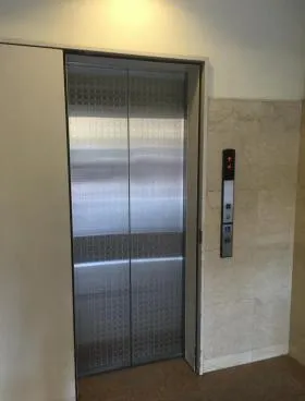 パラッツォ シエナの外観
