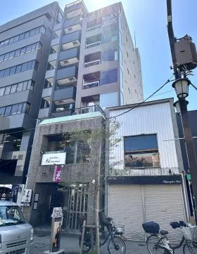 三上ビルの外観