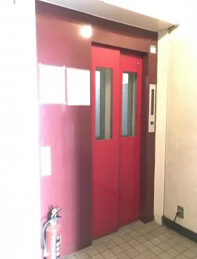 久保ビルの外観