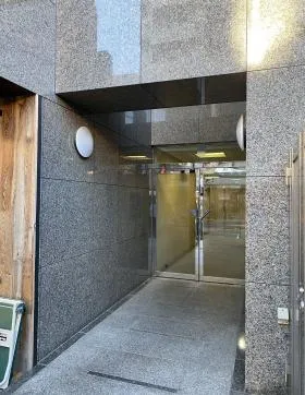マイナビ不動産ビル神楽坂(旧:DeLCCS KAGURAZAKA SIX)の外観