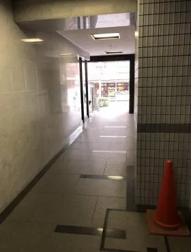 成田ビルの外観