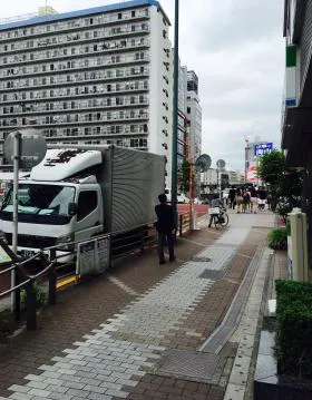 アイオス五反田駅前ビルの外観