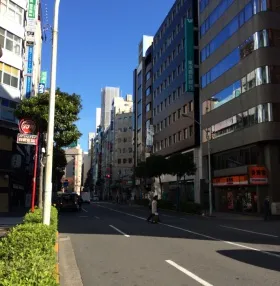アイ・アンド・イー池袋ビルの外観
