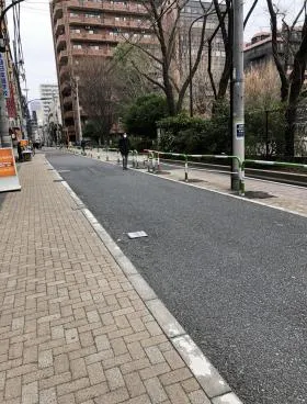 トラスト新宿ビルの外観