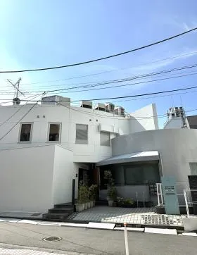 ラ・レンヌ恵比寿ビルの外観