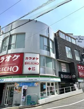 ラ・レンヌ恵比寿ビルの外観