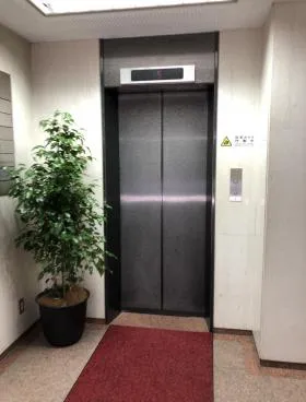 お茶の水五島ビルの外観
