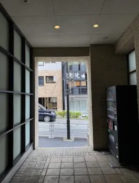 EBISU-WESTの外観