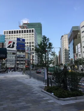 青山サンクレストビルの外観