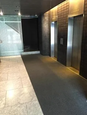 ユニゾ末広町ビル(信井ビル)の外観