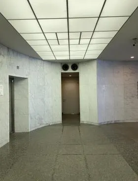 タカラビルの外観